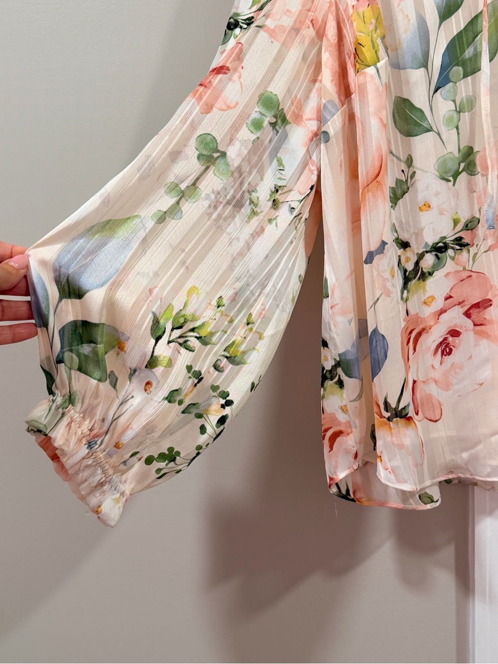 Floral Pleated V-Neck Blouse in Soft Peach and Green - Picture 2 of 6